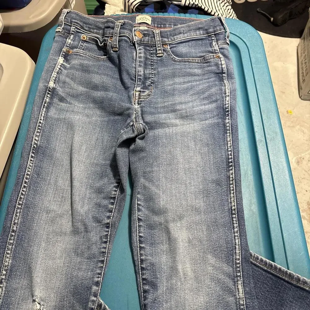 J. Crew Denim 27 9”‎ Vintage Straight Distressed Perfect